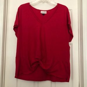 Universal Thread red shirt